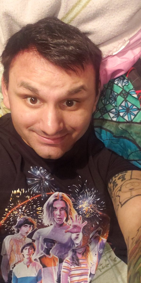 JoelSwiftWWE's tweet image. @Stranger_Things #StrangerThings3 #StrangerThings #StrangerThingsMerch
@MrRandyHavens 
LOVE MY NEW SHIRT I GOT AT TARGET