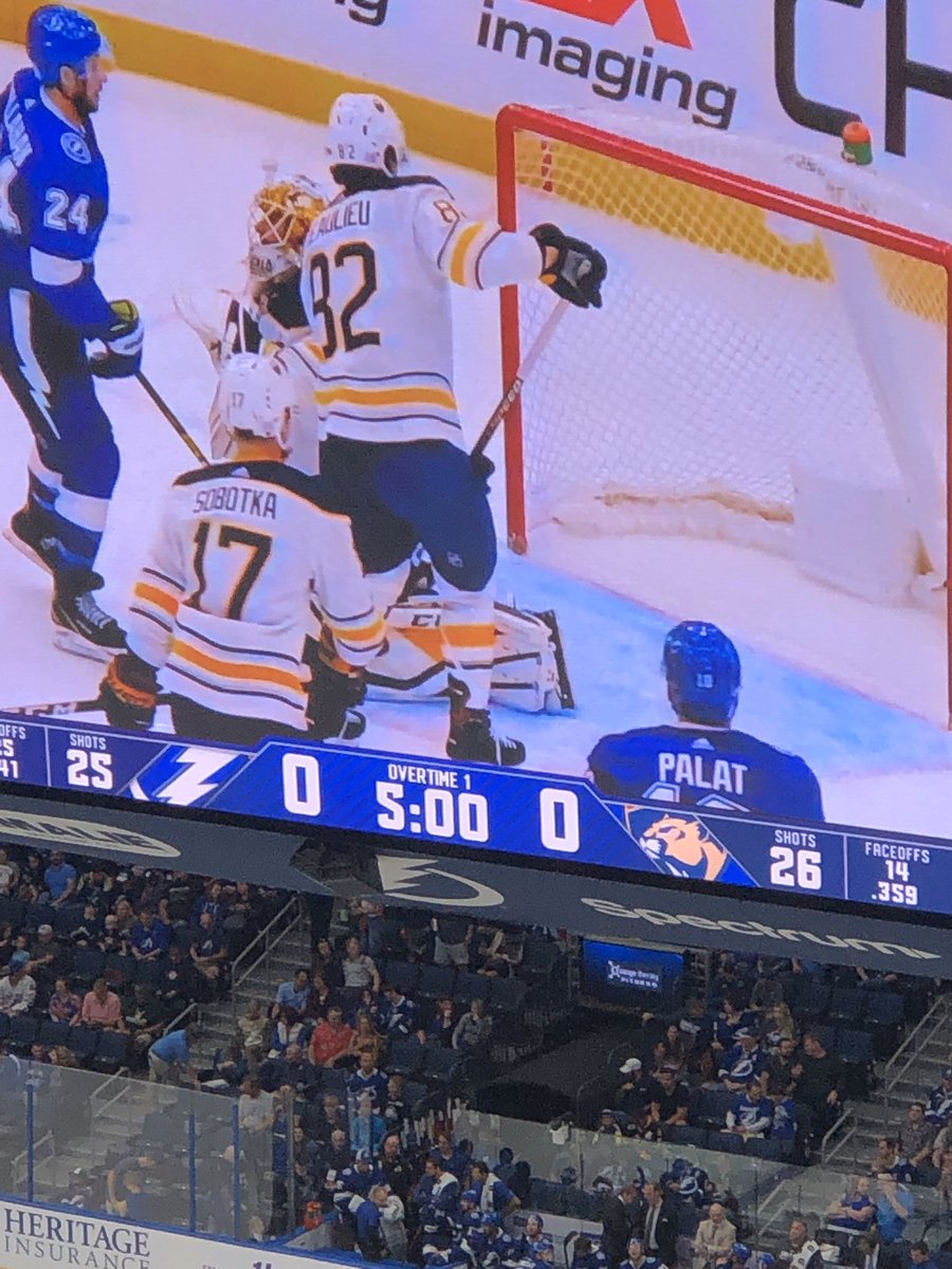 Jenn R ⚡️⚡️ tweet media