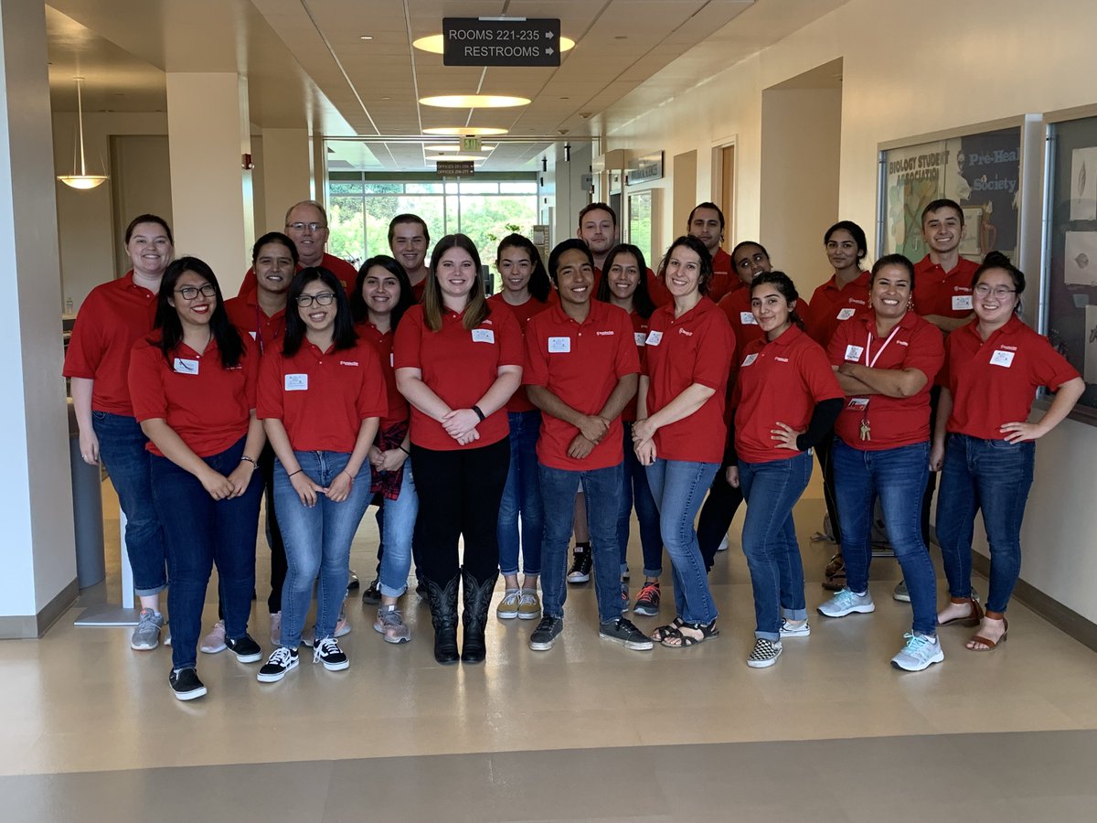 ScienceInOurCo1's tweet photo. Thank you all STEM Ambassadors for doing amazing work during Junior Scientist today. #StanSTEMAmbassador #ChemistryWarriors #StanMathClub @stem_Future @AmeriCorpsVISTA https://t.co/IOCIV1bM5q
