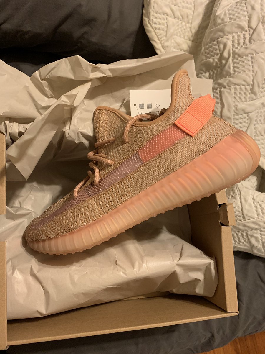 Max_Daddy_720's tweet photo. Anyone have Yeezy Clay in 5.5 or 6? For my nieces birthday. Let me know, please. Thank you. @BCaugh @JayZaldo @mattypork @nswenson413 @GSDOUBLEU @thecoveshopny @emotley18 @sneakers_4_Sale @Deadlaced @HR8886 @kickzjilla @basebal2513 RT or tag someone. Thank you. https://t.co/EqUPF75wdQ