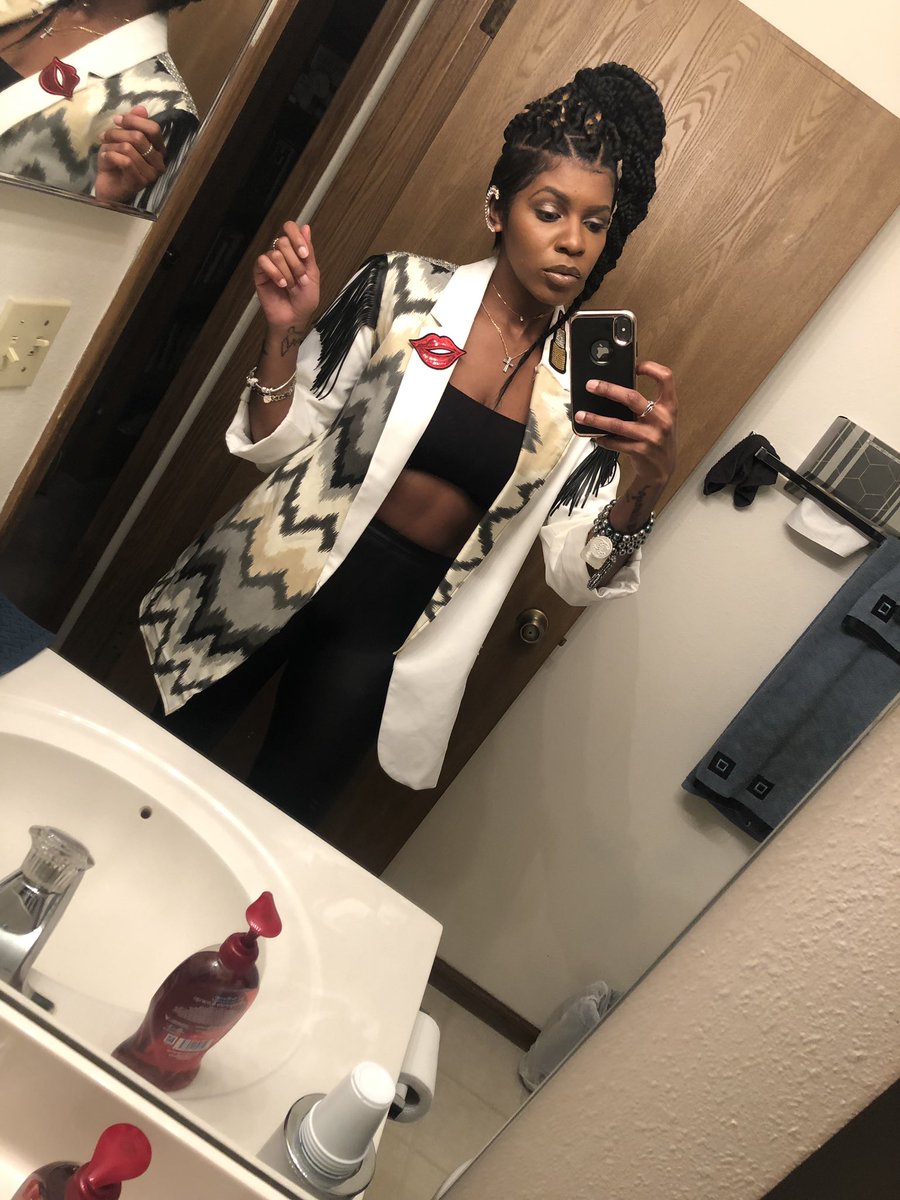 TallNFierce's tweet photo. Jacket szn #EverythingCUSTOM #FierceCo. https://t.co/KlzRRX2KyS