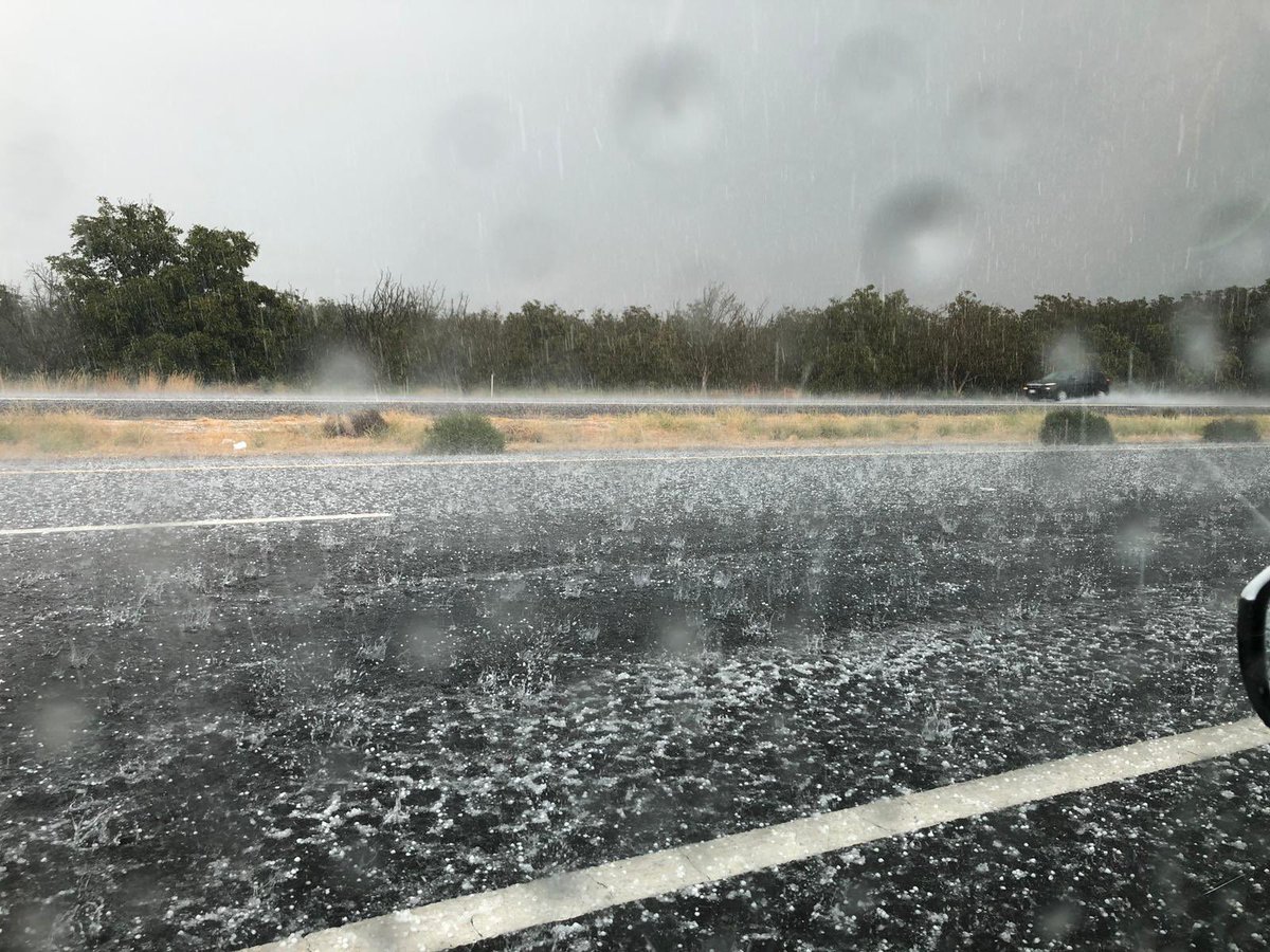 PabloWater's tweet photo. Welcome to the era of climate change. Tornado warning near Sacramento,  California. #ClimateChange #ClimateCrisis. oh yes, and there is hail in September too. https://t.co/72LLggnX9f