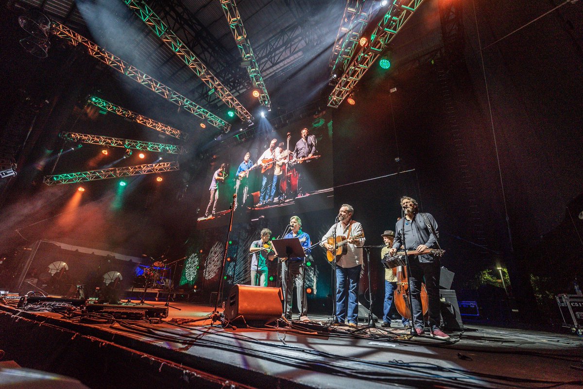 PineConeNC's tweet photo. What a night! Jams are still rolling but had to give you a taste of some shots @RobLaughter 📸! Much more coverage to come this week from @PNCBank Presents Wide Open Bluegrass and THANK YOU for another amazing year. 🙏 #wob2019 #pncwideopenbluegrass #WideOpenBluegrass https://t.co/9IdEFautLH
