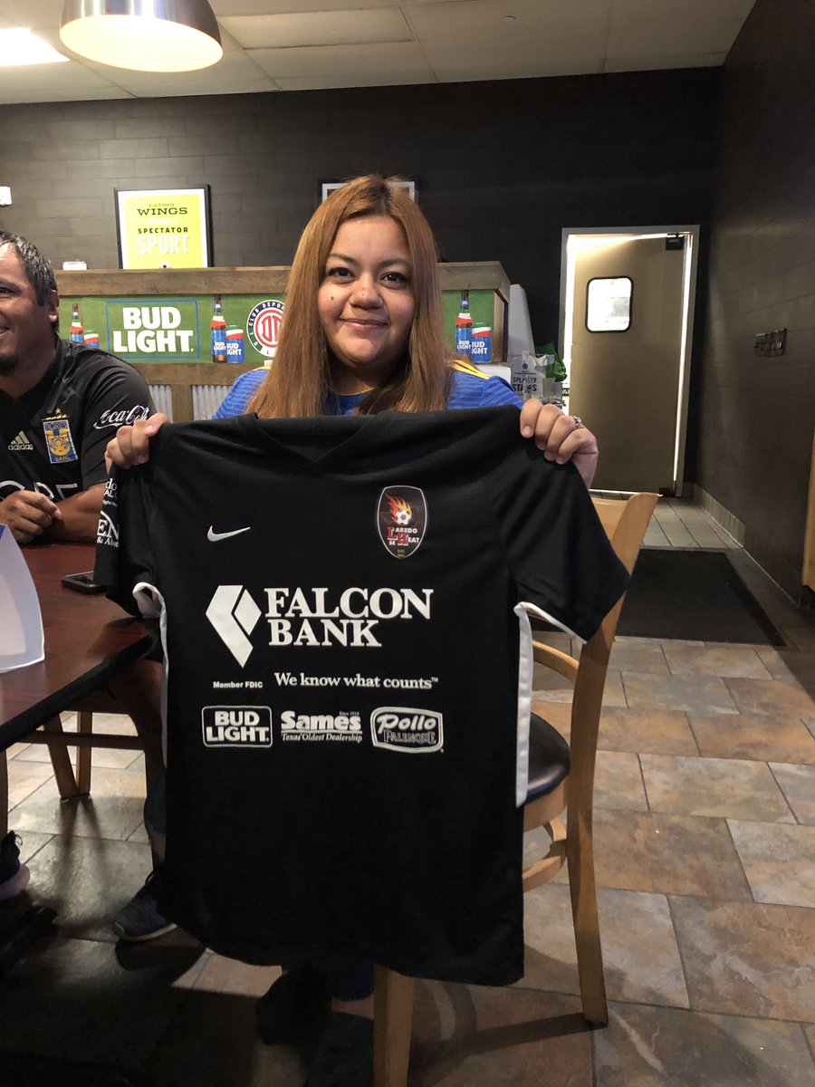 LaredoHeatSC's tweet photo. Winner, Winner, Chicken Dinner, congratulations to Tigres Fan Ada Jimenez, took home a Heat Game Jersey for picking the exact score of tonight’s “Clasico Regio”
Well Done Ada
#FalconBank
#LandF #BudLight #EstrellaJalisco
❤️⚽️ https://t.co/Lypazc0Mee