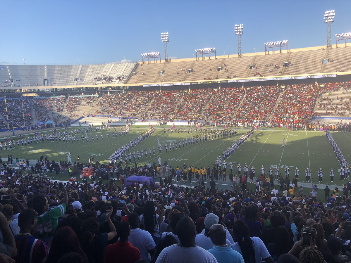 herbertoneiljr's tweet image. Great game today! Awesome win for the Panthers! Head back home Grumbling! #DearPrairieView