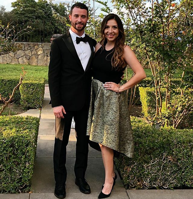 itsmoitere's tweet photo. My forever date! So excited to celebrate the Millers! #micmaltown https://t.co/qSnphbBQTj