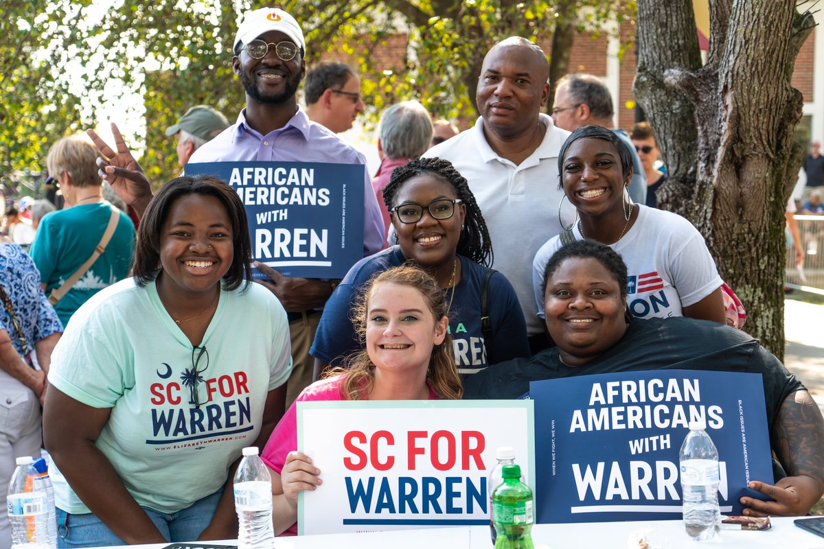 Supporters cheer for Elizabeth Warren in South Carolina. 