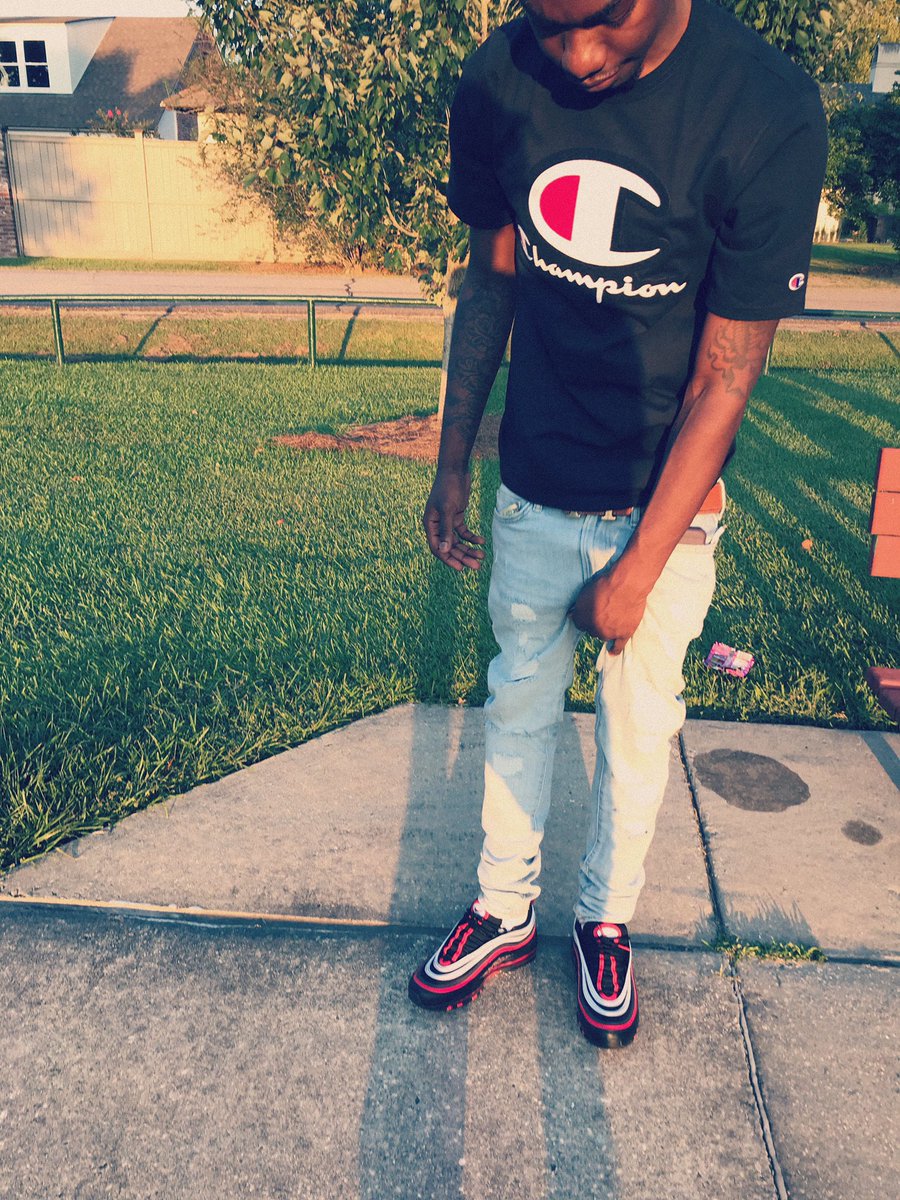 Bjay4x's tweet photo. 4xFed #ripboozilla🖤 https://t.co/dYouLcIzcY