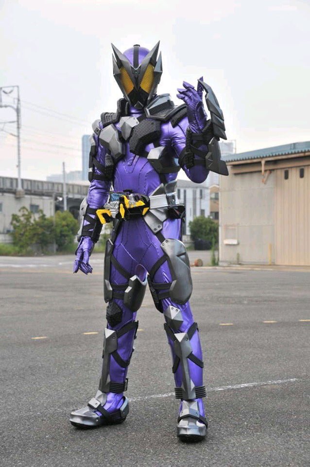 羊羽 みんな言ってるけど確かに仮面ライダー滅のデザインが仮面ライダーシノビ感が凄いし 仮面ライダー迅が使ってるのフライングファルコンってことはゼロワンから奪って使うってこと それとも複製 仮面ライダー滅 仮面ライダー迅 T