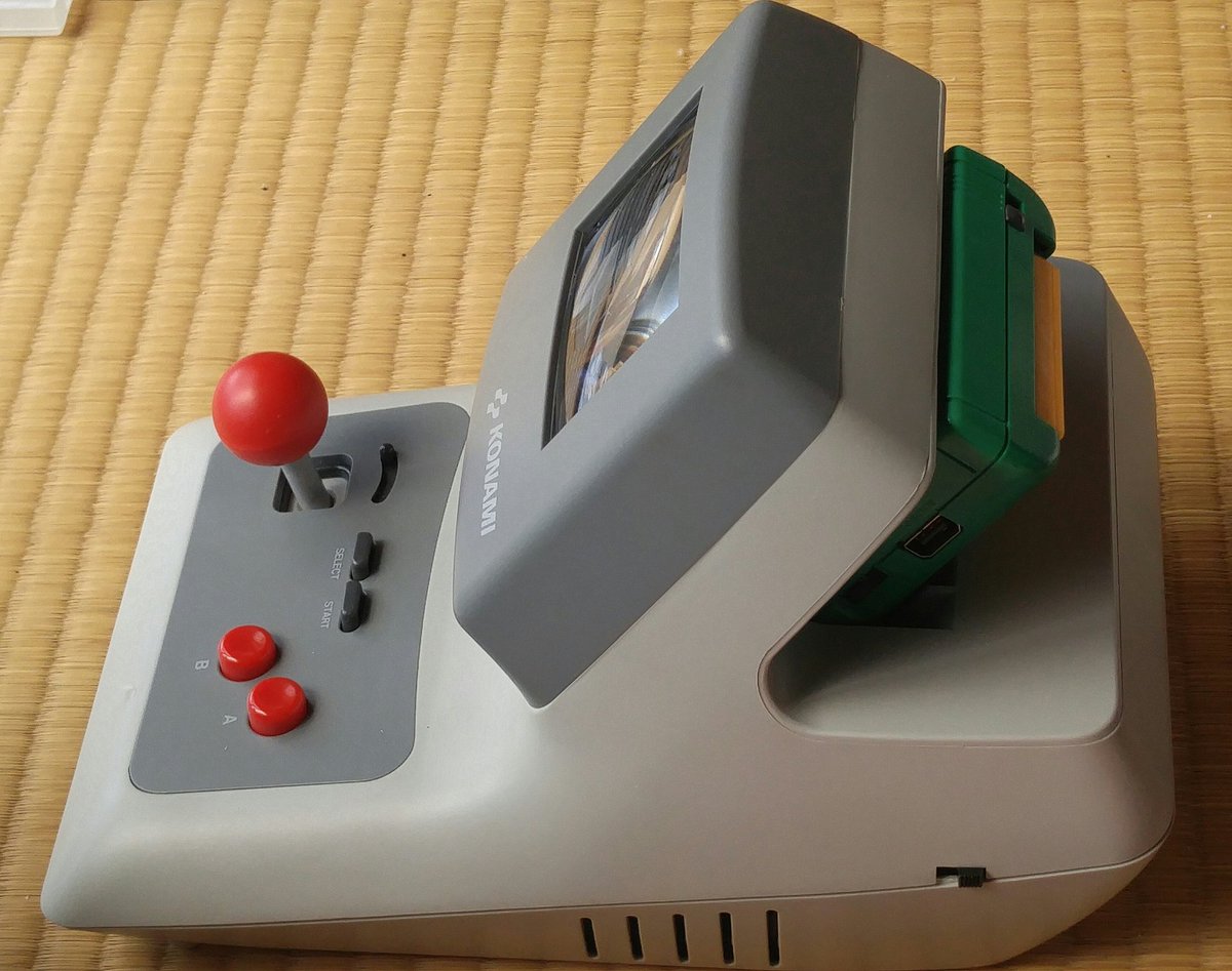 以前からずっと欲しかったハイパーボーイをついにゲット。 コナミの