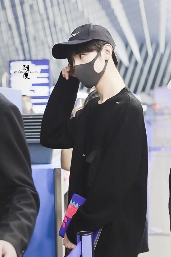 itdependsonme95's tweet photo. 190928 PVG ✈️

🥰

#ซ่งจี้หยาง 
#SongJiyang 
#宋继扬 https://t.co/8VW1YXvTG7