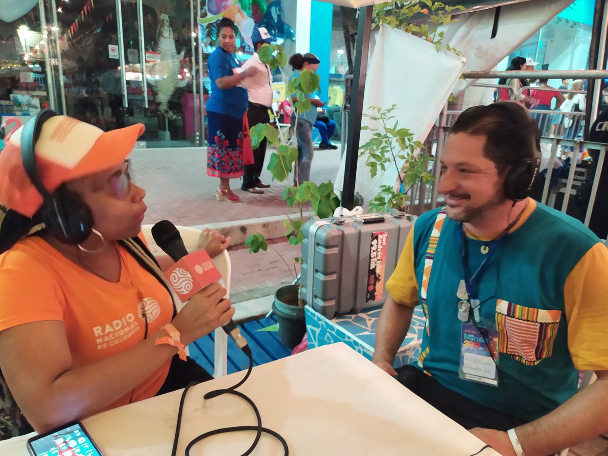 #AlAire En el concierto final del <a href="/MINECSAI/">MINEC</a> conversamos con Paul Jiménez, vocalista de Kiwanga Band, agrupación de la isla de Providencia. 

radionacional.co/en-vivo