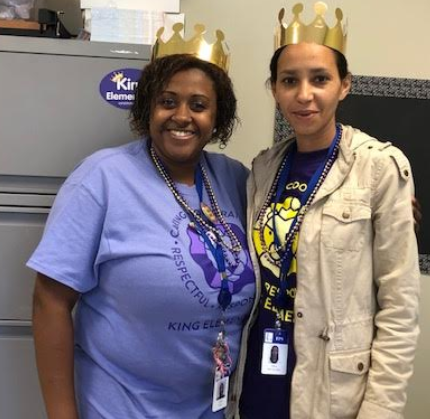 KingSchoolFPS's tweet photo. Fun Friday @ King! #queensofking https://t.co/uClGc6NrkY