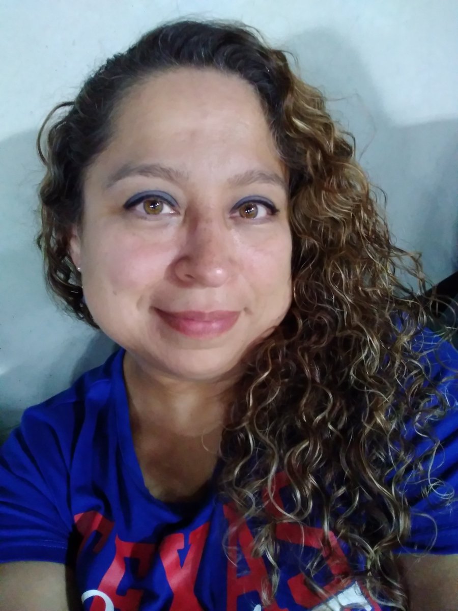 rgo2524's tweet image. So glad I came to my 1st and only @Rangers game at @GlobeLifeField  #Love #MyRangers  #LetsGoRangers #FarewellGLP