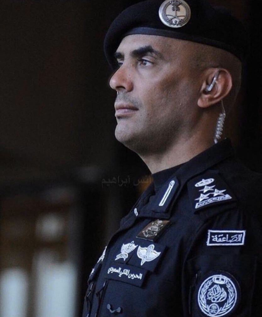 عظم الله أجر المملكة
وغفر لفقيدها
وأسكنه فسيح الجنات  #عبدالعزيز_الفغم