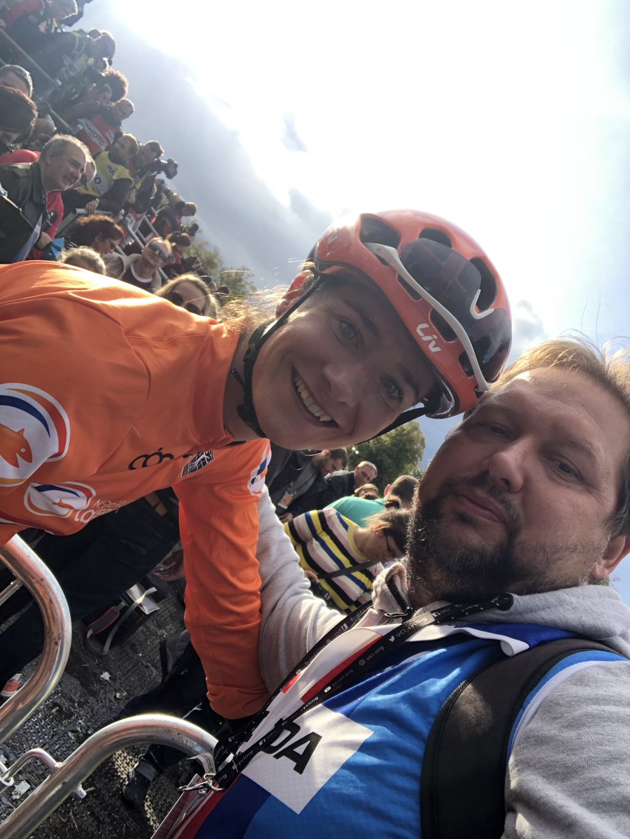 michalfrantik1's tweet photo. Czech National Team🇨🇿 at the UCI road World Champioship, @Yorkshire2019 , Great Britain🚴‍♂️🌈 day of women cycling 📷Jan Brychta 
@silnice_csc #Yorkshire2019
#worldchampionship #yorkshire #roadcycling #nationalteam🇨🇿 #czechroadcycling🇨🇿 #uci #uci_road #cycling  #rideandsmileenjoy https://t.co/9m99hlOsvY