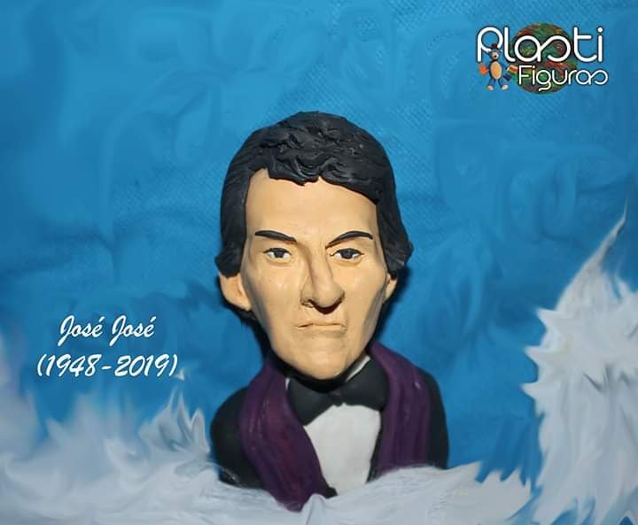 Plastifiguras's tweet photo. Hasta siempre, maestro y disculpa por los karaokes fallidos en tu honor (broma). Solo te vas para ser más grande aún. Descansa en paz #JoséJosé #PríncipeDeLaCanción #México #plastilina #plastifiguras https://t.co/bTpQpcndbT