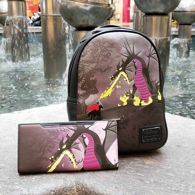 DisneyLifestylers on X: Repost from @boxlunchbrea - 🔥🔥 BoxLunch  Exclusive Maleficent backpack and wallet by Loungefly 🔥🔥 Bag- $69.90  Wallet- $39.90 . . #BoxLunch #BoxLunchExclusive #loungefly  #loungeflybackpa