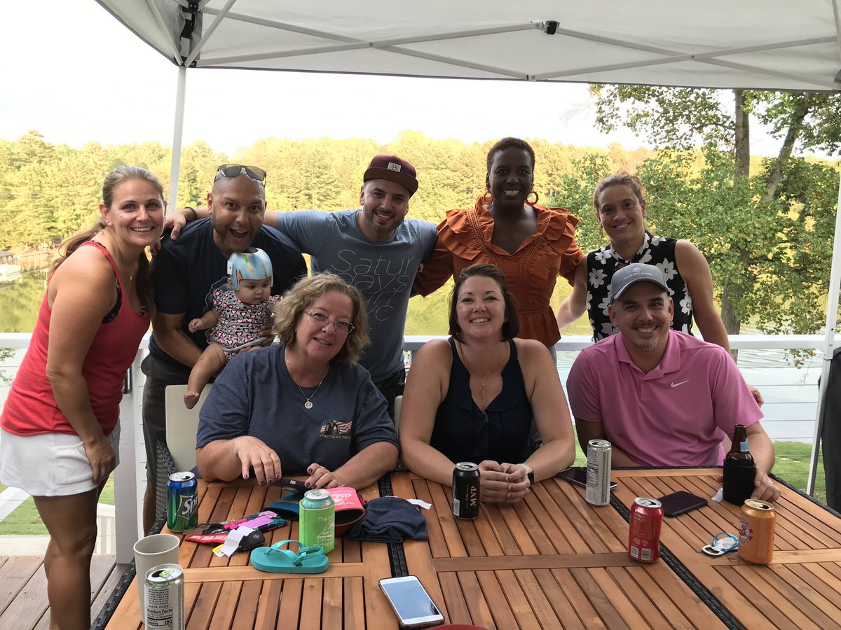 RicFirpo's tweet photo. CLT Takes The Lake! #TLCCLT @HelloJetBlue @81TLB #Fun #TLC #JETBLUECLT https://t.co/F2Q8mt6hkb