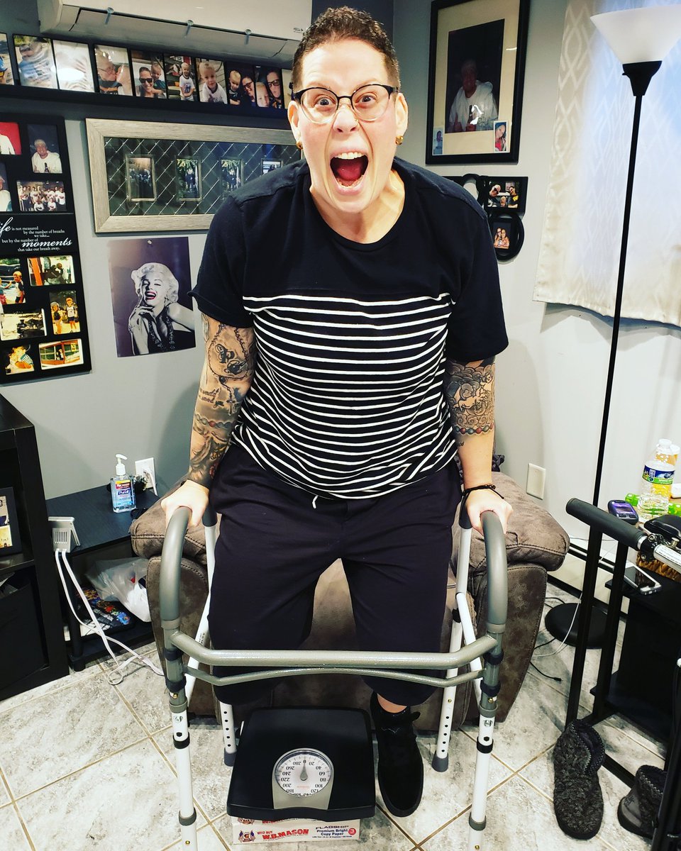 AmputeeCrps's tweet photo. 55lbs loading and a little triceps at the same time. 
#law1030 #amputees #ampstrong #prosthetics #belowkneeamputee 
#amputeestrong  #amplife  #osseointegration  #limbloss  #amputeewarrior  #crpsamputation  #CrpsAmputeeWarriors #crpsawareness #nolegsnolimits https://t.co/8UxcnsjW7S