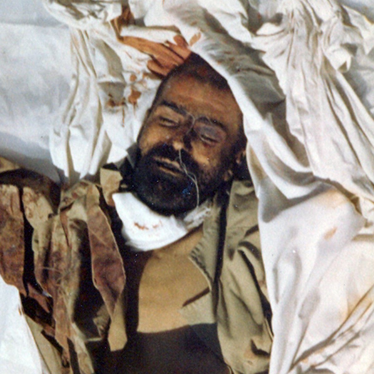 musavi_seyd's tweet photo. امروز سالگرد شهادت پدر عزیزم هست
مردی که در 38 سال پیش با نثار خون پاکش از انقلاب و نظام اسلامی وخاک وطن دفاع کرد تا امروز ما در آرامش زندگی کنیم با افتخار همیشه از او یاد خواهم کرد و
ان شاء الله در مسیرش گام برمیدارم
#روایت_مقاومت https://t.co/fftQOBqDFV