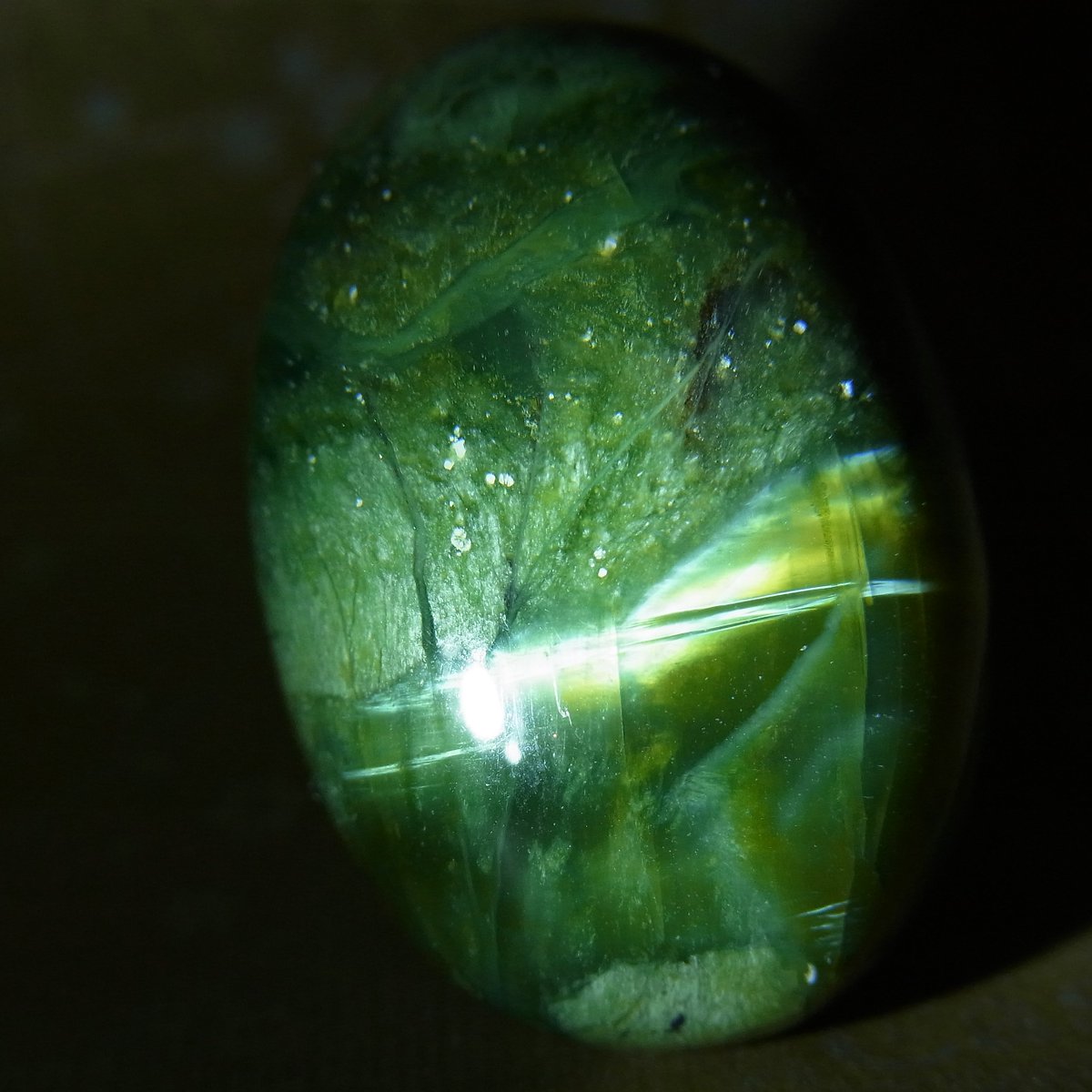 Uzivatel 群青 海 Na Twitteru 本日の一枚 W つ コモンオパール ドラゴンアイ 鉱物 既出でもいいからtlを 石で埋めよう