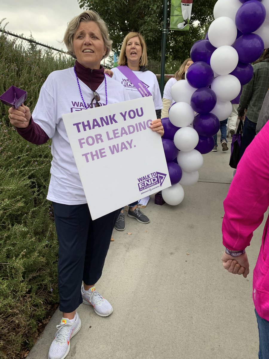WHCalifornia's tweet photo. Incredible morning @ the 2019 Walk 2 End Alzheimer’s today w/ the Sacramento Estate Planning Council team. Honored 2B part of the team &amp; 2 help lead the way to the 1st survivor.
#walk2endalz #endalz #endalzheimers #SACRAMENTO #bwhcalifornia #raleyfield #fiduciary #survivor https://t.co/xWYyKcbVna