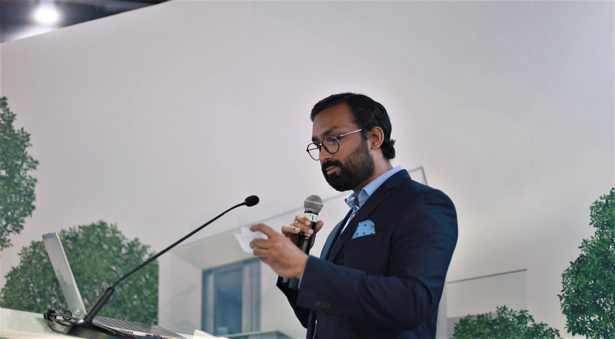 ASA_Ventures's tweet image. Our CCO, Nitin Nambiar moments before his talk on "Customer Happiness" at Cityscape this past weekend. #asaventures  #customerservice #customerappreciation