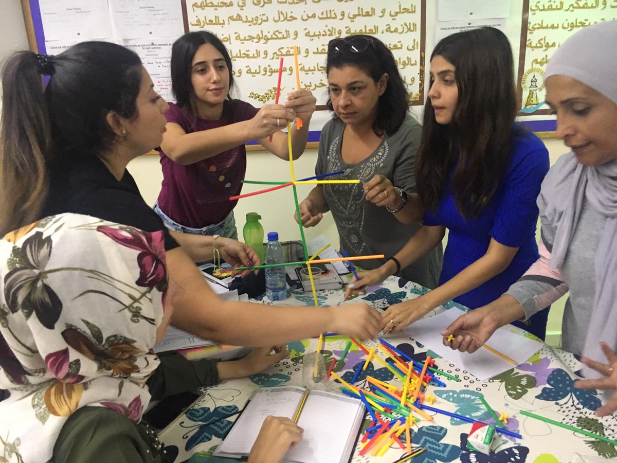 NisrineZoya's tweet image. Se réunir est un début
Rester ensemble est un progrés
Travailler ensemble est la REUSSITE👍😍
#créativité #joie #espritd&apos;équipe
@DawhaHighSchool