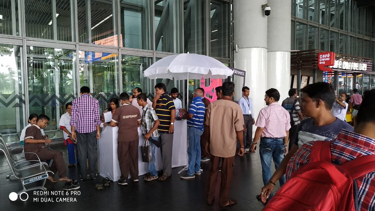 SignpostIndiaHQ's tweet photo. The City of Joy takes the Dil Se Dosti pledge by visiting our medical stand at the NSCBIA to spread heart-health awareness among family & friends!
#Go4Streets #Kolkata #HealthBooth
#HealthCheckUp #SignpostIndia #DilSeDosti #WorldHeartDay #healthyheart #hearthealth #fitlife https://t.co/G75sKT8NOD