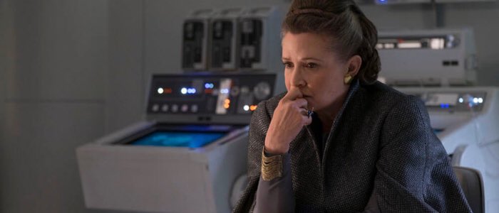 LeiaOrganaoff's tweet photo. Je..il est impossible..je n’abandonnerai pas après tant d’années de conflit pour retrouver la paix dans la galaxie .. https://t.co/20THYmEAMC