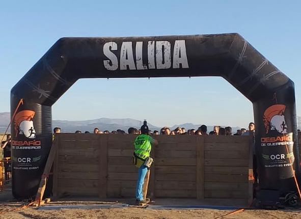 FUTER_ET's tweet photo. Carrera "Desafio de guerrer@s"
La Brigada #GuadarramaXII @EjercitoTierra 🇪🇸 comparte el campo de #BatallaMadrid salvando los obstáculos hasta alcanzar la victoria con los #ValoresEjército, disciplina, espíritu de sacrificio y compañerismo.
#Ejércitoconeldeporte 
#AprisaDuroLejos https://t.co/8B7kWgKgOz