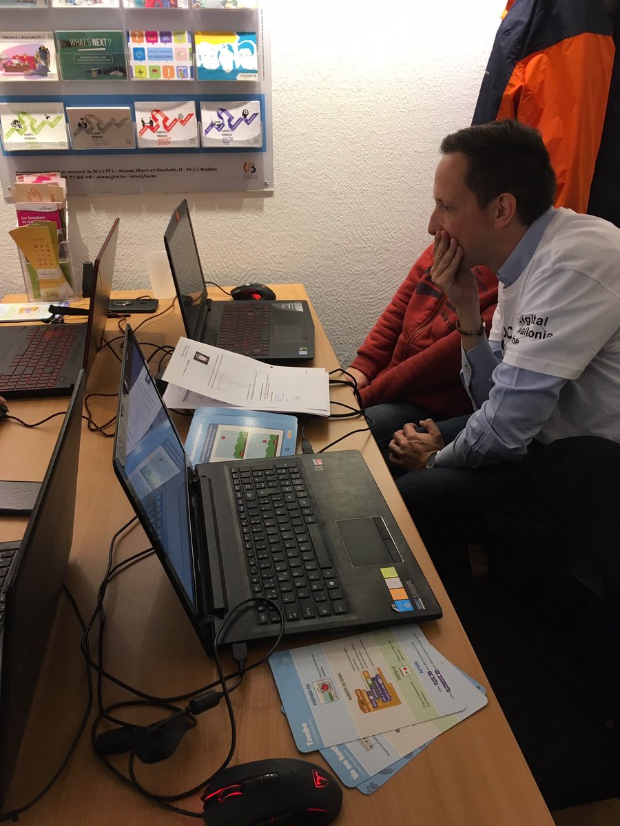 CoderDojoBe's tweet image. En direct du nouveau Dojo de Braine l'Alleud qui a ouvert ses portes ce dimanche matin pour une 1ère session d'ateliers 🥳☯️💻💯🎉 Bravo à toute l'équipe de Coaches pour cette super initiative ! 🤖👧🏼👾👦🏿#CodingisCool #WallCode @digitalwallonia