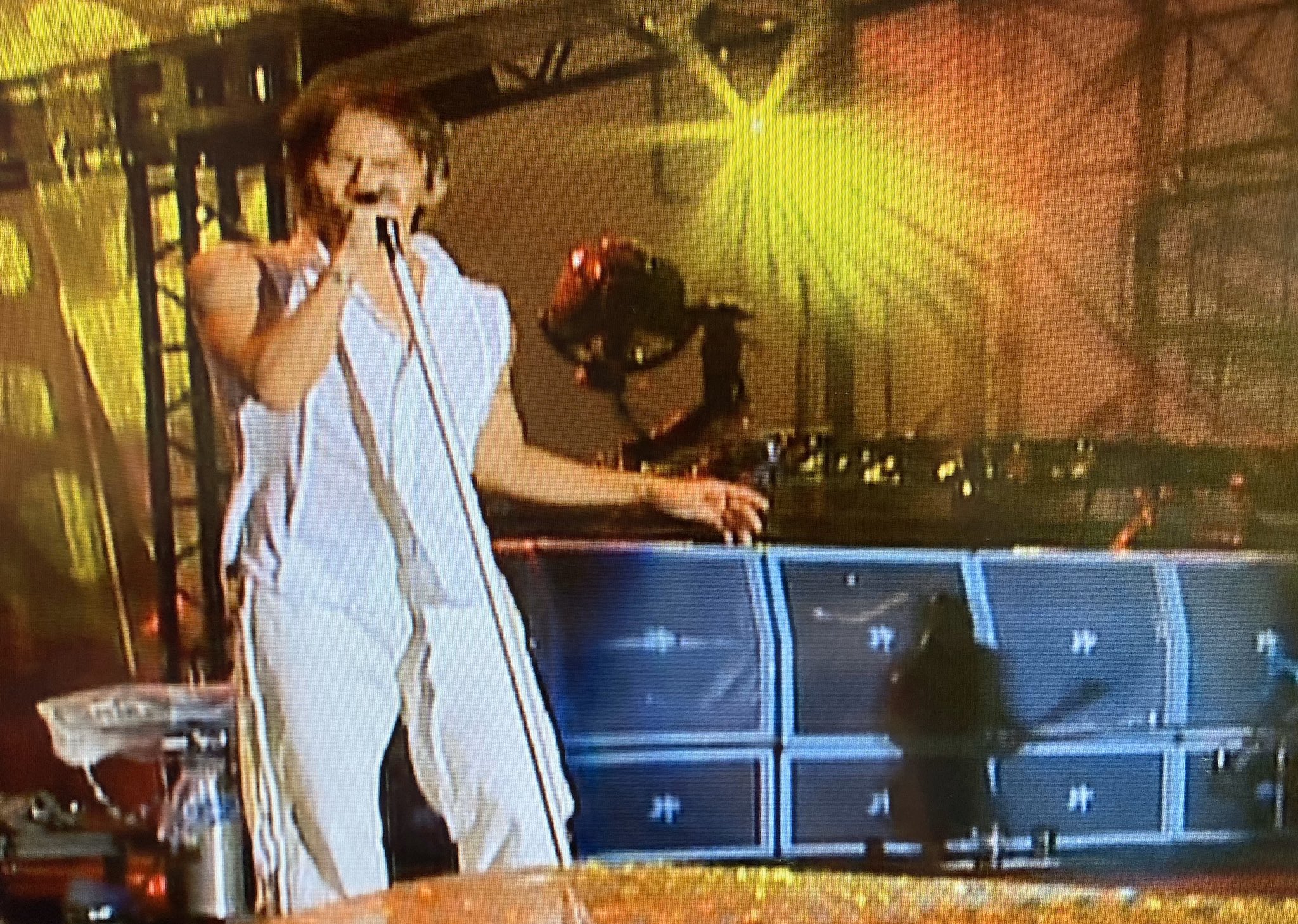 B'z 稲葉浩志 1993 渚園 バラ売り○ B'zミンケシ】 渚園のライブ