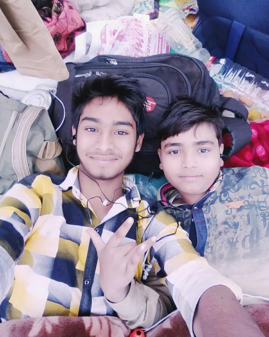 sisodiadude's tweet photo. #OldMemories ... 🤗🤗
@sisodiadude with @GouravMahla https://t.co/tgOcu56Dcd