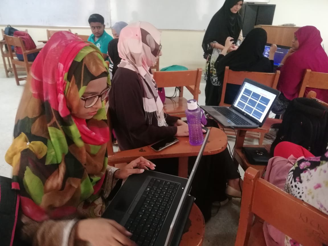 CIRCLEwomen_'s tweet image. Day TWO of React Hackathon has begun! 

We wish them the best of luck! 

Stay tuned for what our students have to say about their projects. Thank you for all your support! #WomenWhoCode
#womenintech #reactriot2019 @ReactKHI @reactriot @sophiaahmed