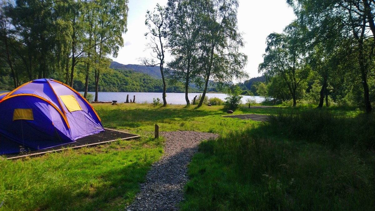 KevinUnitt's tweet photo. Final campsite warden shift today. Have absolutely loved meeting people from all over the world this summer at our outstanding sites at #LochChon #LochAchray! 
Back to @lomondtrossachs #landops team from next week to try to help make a difference there! https://t.co/lk43pLG9OY