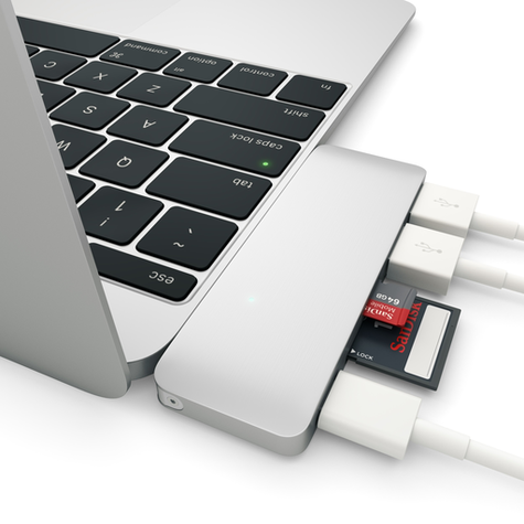 StoreZagreb's tweet image. Uz Vaš novi #Apple #MacBook Pro treba Vam i super kvalitetnu #Multiport adapter! #SATECHI Type-C PASS USB HUB potražite u #storezagreb trgovini ili naručite online! buff.ly/2nh8PdW