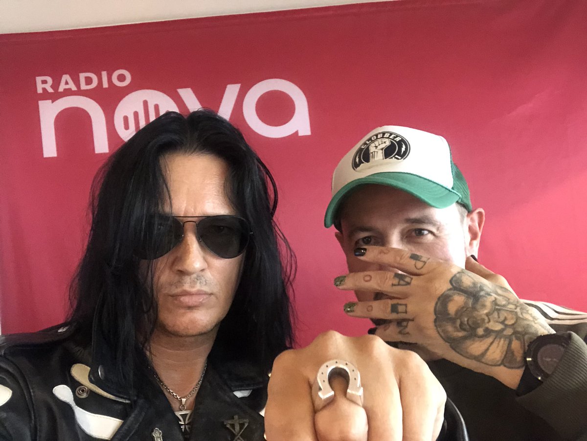 Here we are at @novasuomi right now on the air! Just nyt @novasuomi Esko Eerikäisen Sunnuntaibrunssi! J69 X