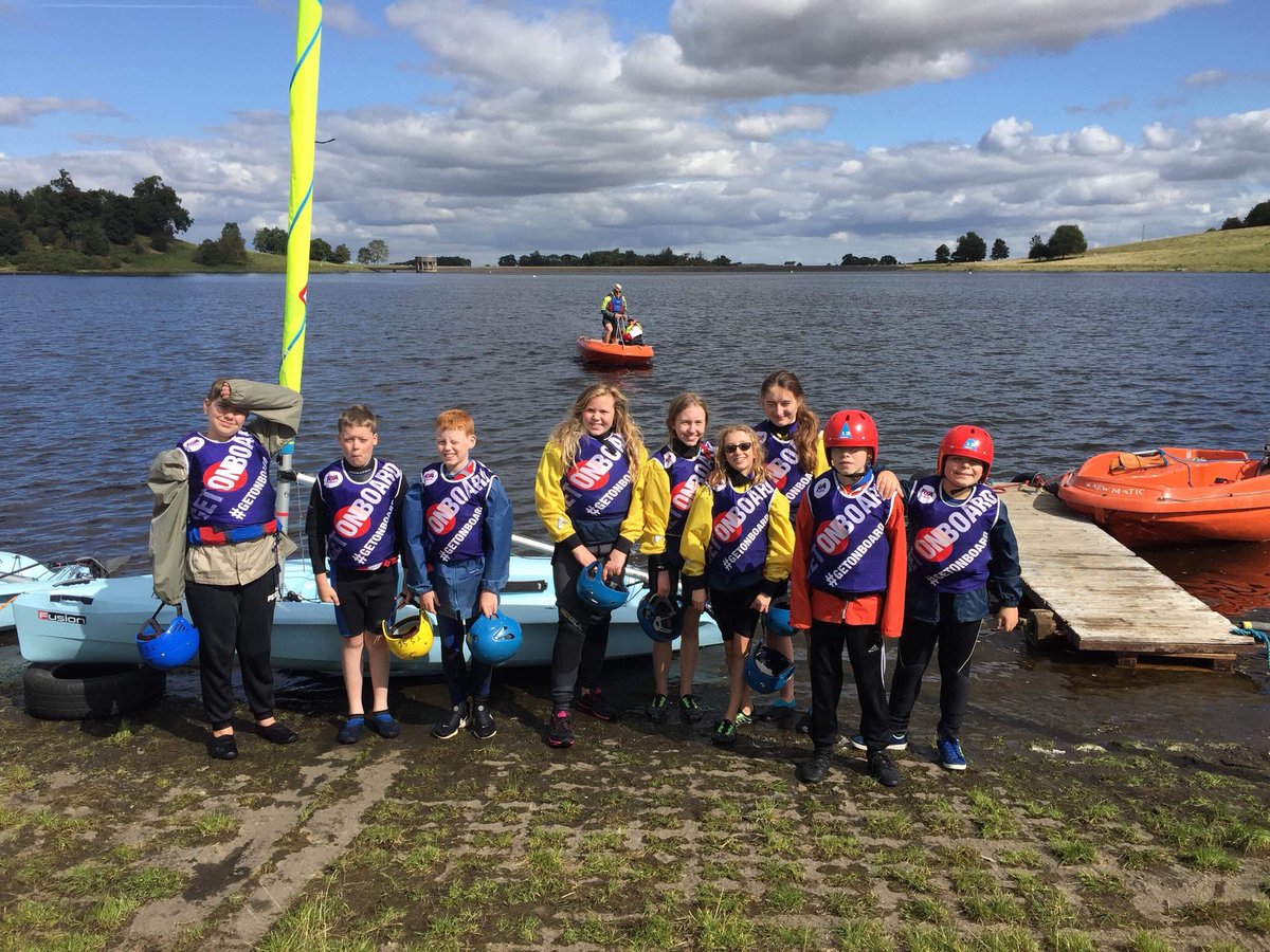 CarmelCollegePE tweet media