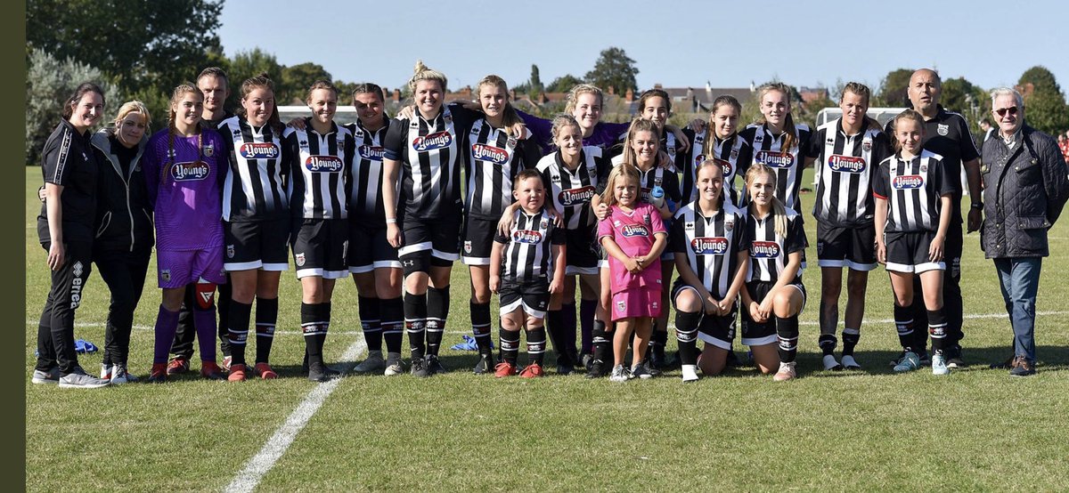 mikedunham1980's tweet photo. Game day today @officialgtfc ladies v Barton united ladies 2pm kick off at Blundell park get supporting the ladies ⚫️⚪️🐟🐟🐟 https://t.co/AkHrPf9Y8N