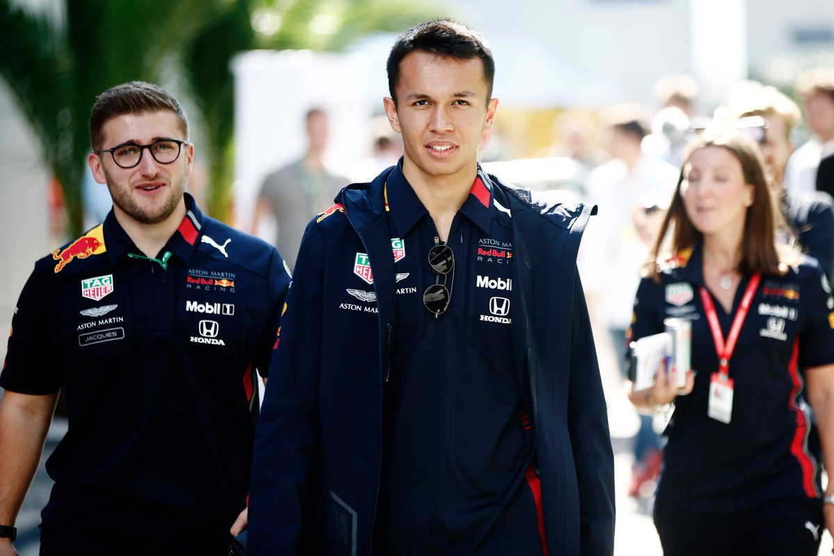 Honda Racing F1 Here S How We Line Up For The Russiangp P9 Max33verstappen P16 Pierregasly P19 Kvyatofficial Pit Lane Alex Albon There Are Several New Components On Alex S Car Since