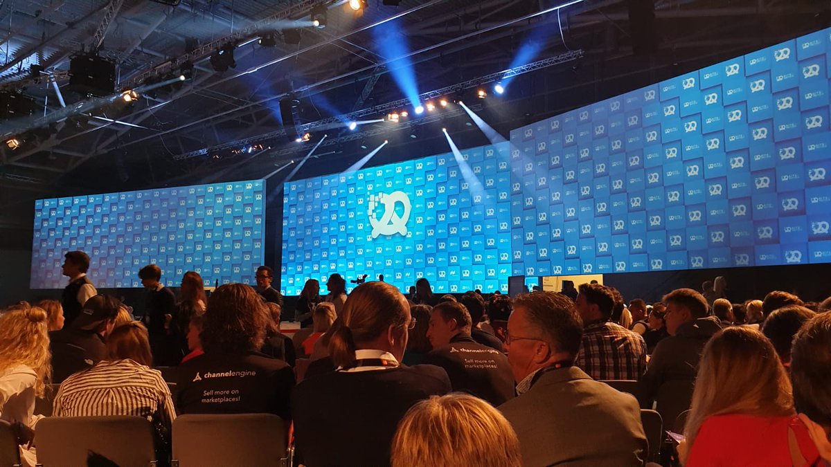 logoshuffle's tweet photo. @bitsandpretzels 2019
The check-in is already done.
Ready for Mr. President @BarackObama 😀 https://t.co/WIROLhA0FT