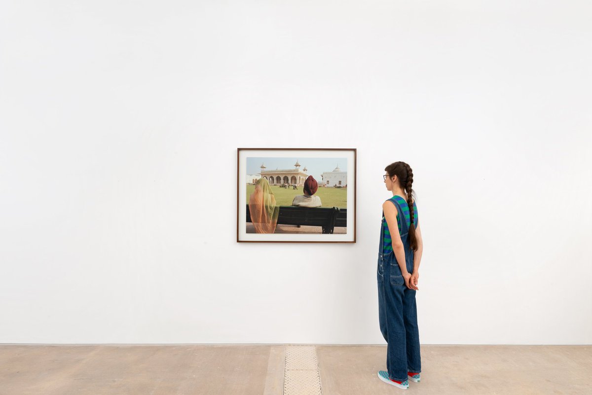 HalesGallery's tweet image. #SunilGupta's 'Red Fort' (2004/2019) from the series 'Tales of a City: Delhi' - Gupta photographed and researched historical sites in #Delhi, centring the project around the #architecture of the city, showing an area still thriving with life. See it at Booth D2 @FriezeArtFair.