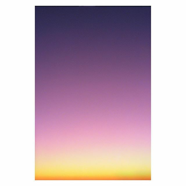 mrtwodeers's tweet photo. Sky gradient ||
•
•
•
•
•
#filmphotography #analogphotography #35mmfilmphotography #naturephotography #travelphotography #filmisnotdead #ishootfilm #grainisgood #staybrokeshootfilm #shootfilmnotmegapixels #thefilmshot #thefilmgang #thefilminitiat… https://t.co/OcYj0DPz0O https://t.co/4SSl3P4YrH