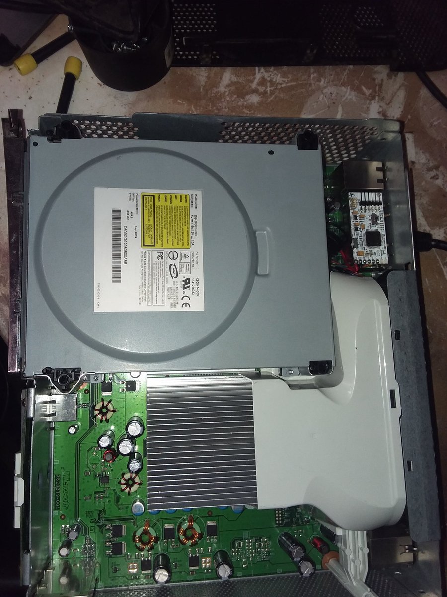 LegendaryXEX's tweet image. Guess who's back, back again. Hmu for rgh boards/chips or mods, I sell lobbies hella cheap same with recoveries! Hmu! #rgh #xbox #recovery #mods