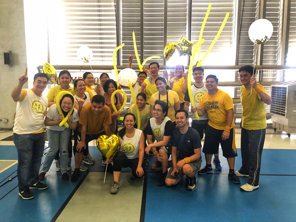 SinCynic's tweet photo. So this happened today. Yep that's DVG. #YellowKingpins #IMSportsfest #SLMCGC https://t.co/F8bVROadCZ