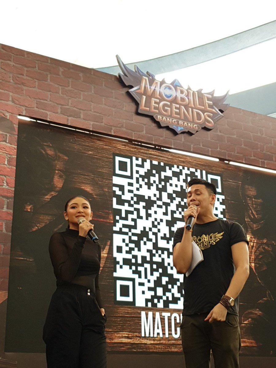 TheMallofAsia's tweet photo. Nadine Lustre here at Music Hall for #LIGA2KONTRABIDA!!! 👍🥰🙌 #ComeToMallofAsia #CheckCyberzone https://t.co/BHXBPhTDLw