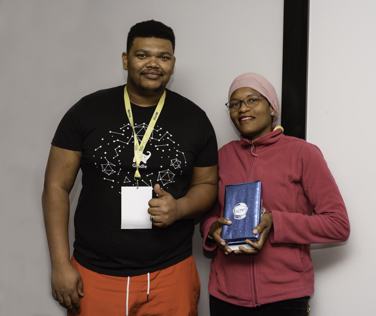 GDGJohannesburg's tweet image. Thanks @lunomoney for the amazing competition prizes for #KotlinEverywhereSA. Look at these happy faces!!
