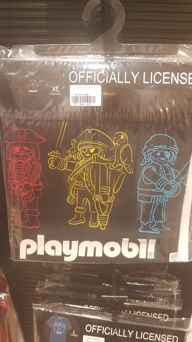 Clickeros_'s tweet image. Camisetas y sudadera de #playmobil en Hipercor
